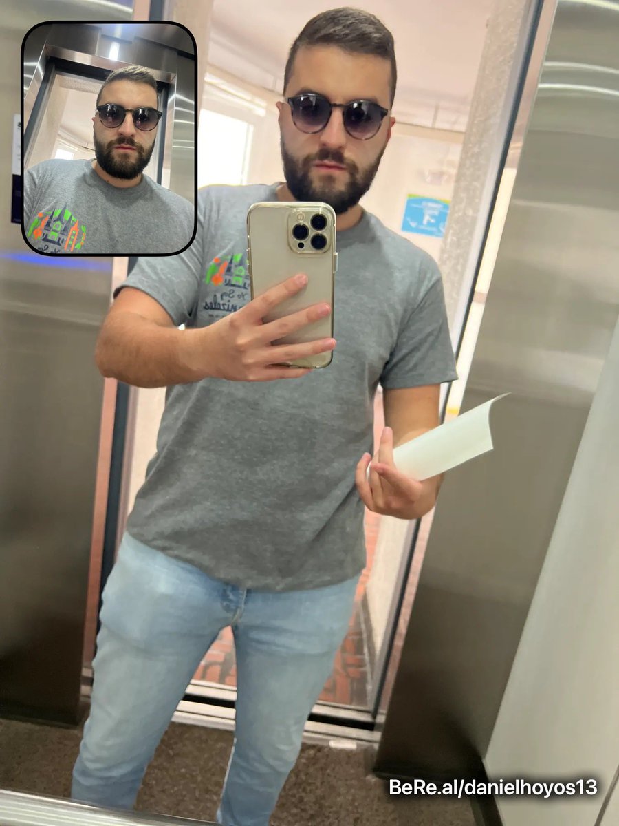 Estrenando la nueva colección de camisetas grises 🥰