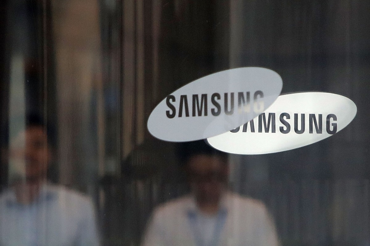 mszerencsy's tweet image. Samsung debuts a Bixby feature that creates an AI-generated copy of a user’s voice to answer calls dlvr.it/SjqVTC #RoboticsAI #Bixby #Samsung