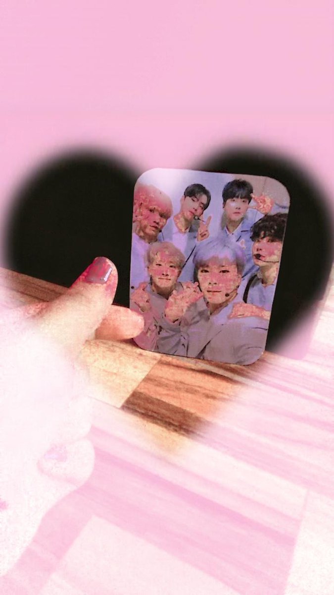 Feliz aniversario a estas hermosas estrellitas que nunca me hicieron que me sienta sola en los momentos que más necesitaba a alguien, sepan que los amo mucho💜.

Gracias por llegar a mi vida💜.

#아스트로를_만난건_7ㅣ적_이야
#HAPPY7thWITH_ASTRO
#ASTRO #아스트로 
<a href="/offclASTRO/">ASTRO 아스트로</a>