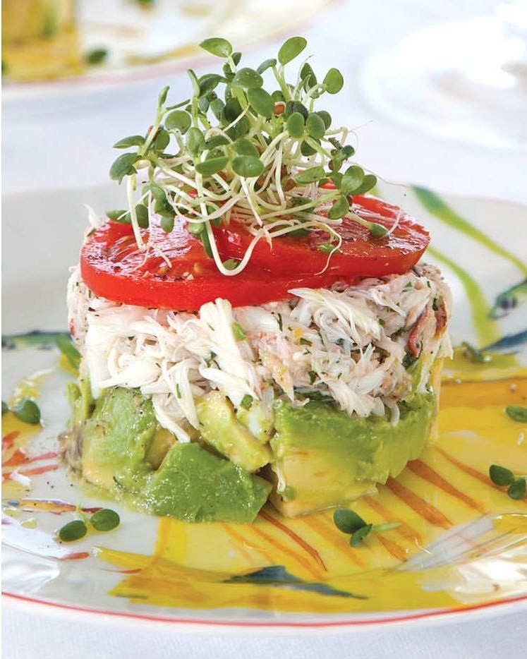 SouthernLadyMag's tweet image. Spring is the perfect time to enjoy a fresh seafood dish, like our crabmeat and avocado tower or seared scallops with arugula. Find seven of our favorite seafood recipes at southernladymagazine.com/7-tasty-seafoo….

#southernladymag #recipebox #seafood #seafoodrecipes #crabrecipes