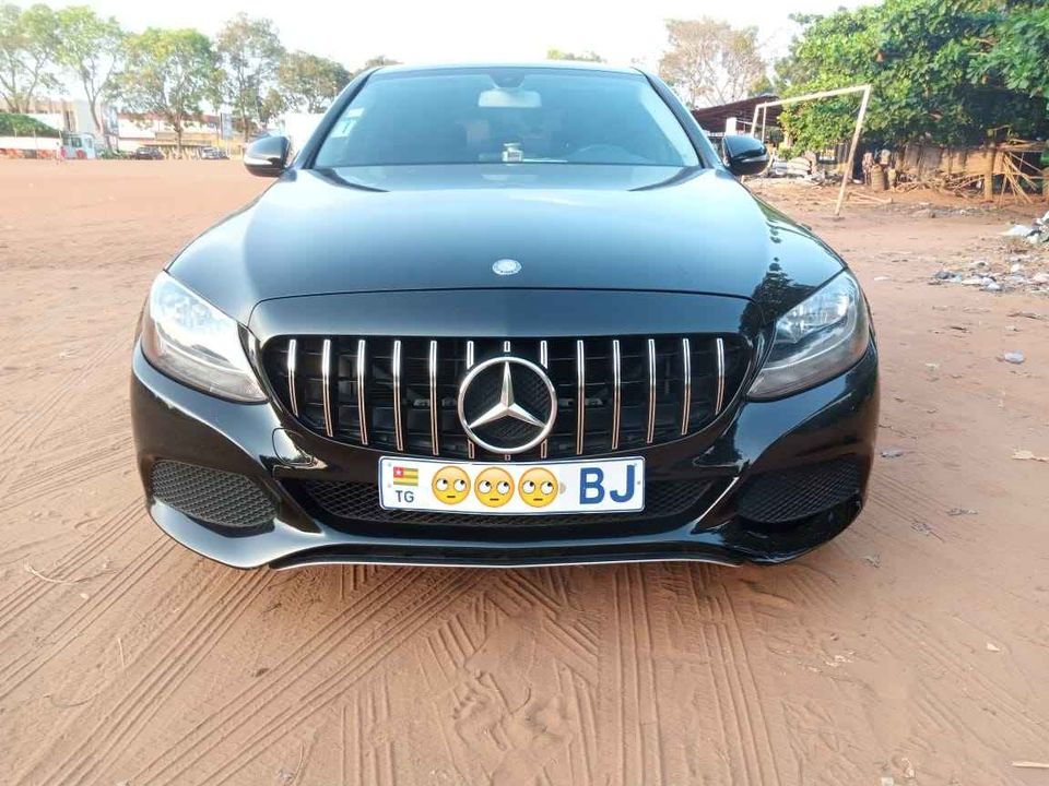 jordy_fatigba's tweet photo. Mercedes-Benz C300 2016, premium et confort en avant 👇👇👇
https://t.co/wYbInAyDHP
#marketplace #opentrade #TgTwittos #ClasseC #C300 #VoitureOccasionLome https://t.co/eD9O0a8tpt