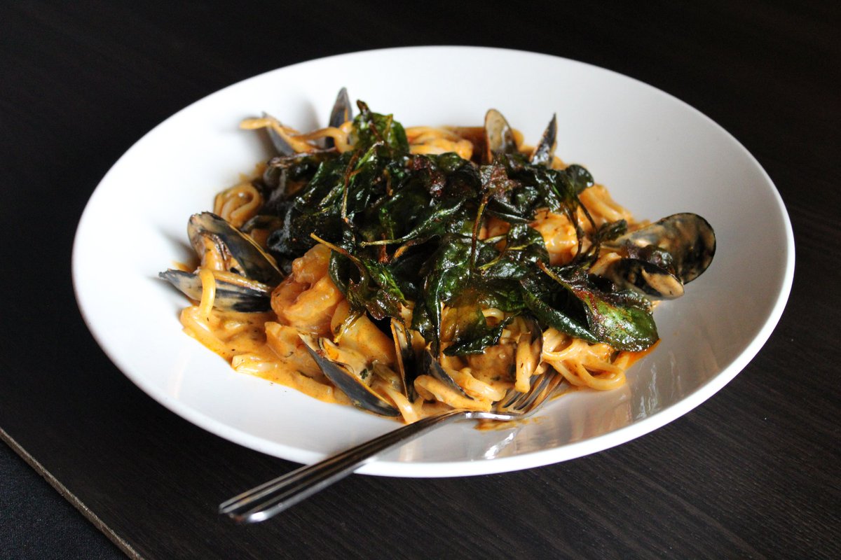 Stop by Pierpont's TODAY for Ash Wednesday and try the amazing Seafood Linguine! 

Available during lunch AND dinner 🍽️ Reservations can be made through the link in our bio!