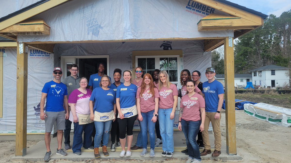 VerisCPA's tweet photo. We traded in calculators for tool belts to spend a day w/ @DorchesterH4H building a house for a deserving family. We left with a full heart knowing this family is one step closer to having a home of their own. Such a great way to support our community.
#ProactiveCPA #GiveBack https://t.co/EzlHnTSpXs