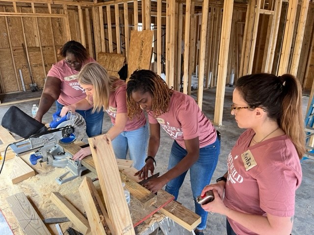 VerisCPA's tweet photo. We traded in calculators for tool belts to spend a day w/ @DorchesterH4H building a house for a deserving family. We left with a full heart knowing this family is one step closer to having a home of their own. Such a great way to support our community.
#ProactiveCPA #GiveBack https://t.co/EzlHnTSpXs