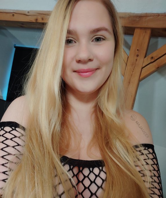 OK monday, let's do this 💪🏻 https://t.co/KNTjtEEgWg<a href="/tag/porn"class="tags"><span>#porn</span></a><a href="/tag/chubbygirl"class="tags"><span>#chubbygirl</span></a><a href="/tag/onlyfans"class="tags"><span>#onlyfans</span></a><a href="/tag/curvybeauty"class="tags"><span>#curvybeauty</span></a>