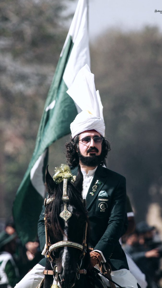 یا تیرا تذکرہ کرے ہر شخص 
یا کوٸ ہم سے گفتگو نہ کرے
#SahibzadaSultan