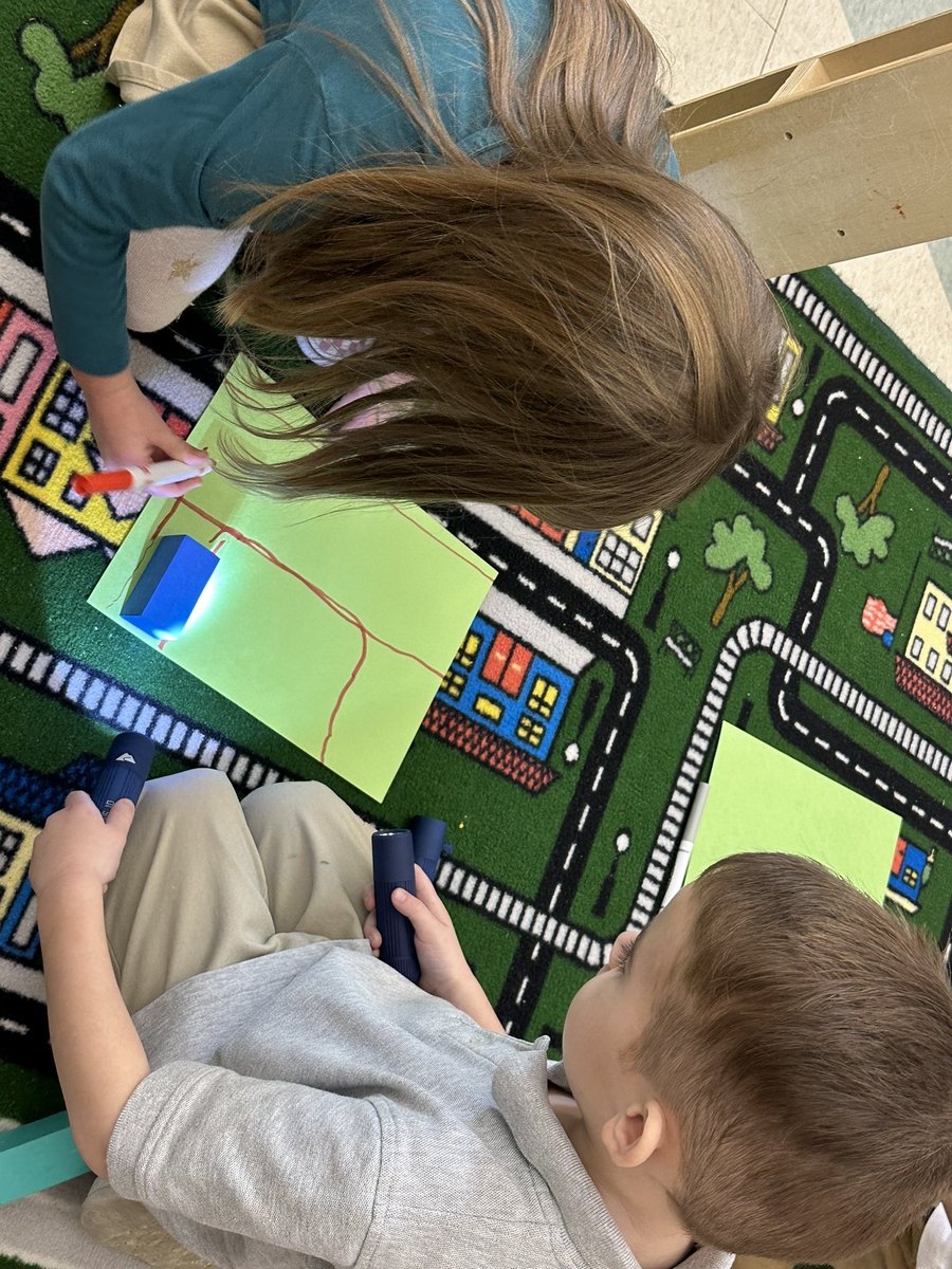 LaurenToffel's tweet photo. Exploring with exhibits we may see in a Museum! Dinosaurs, sorting with toys, animal drawing, building with shadows by using flashlights! We can’t wait to learn more in the next 6 weeks! #rm206 #jmfeclc #TogetherWeCan https://t.co/dXd5e6QNzr