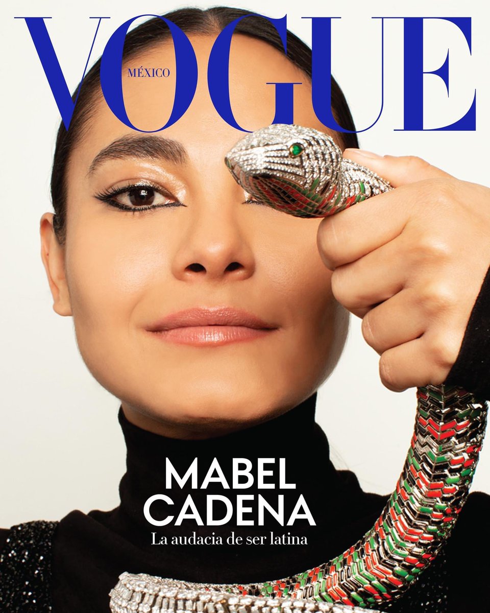 La Actriz Mexicana Mabel Cadena portando las Joyas que fueron hechas a pedido de la Diva María Félix por la Maison Cartier para la portada de “VOGUE” México edición del mes de Marzo 2023. #MariaFelix #mabelcadena #TodasMisGuerras #diva

“María Félix para las nuevas generaciones “