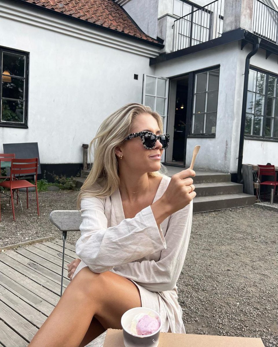 If you don't understand, you can learn and try. No matter when you start, you can't finish. The most frightening thing is that you don't want to start, because we are all growing up in constant trying and learning.😄