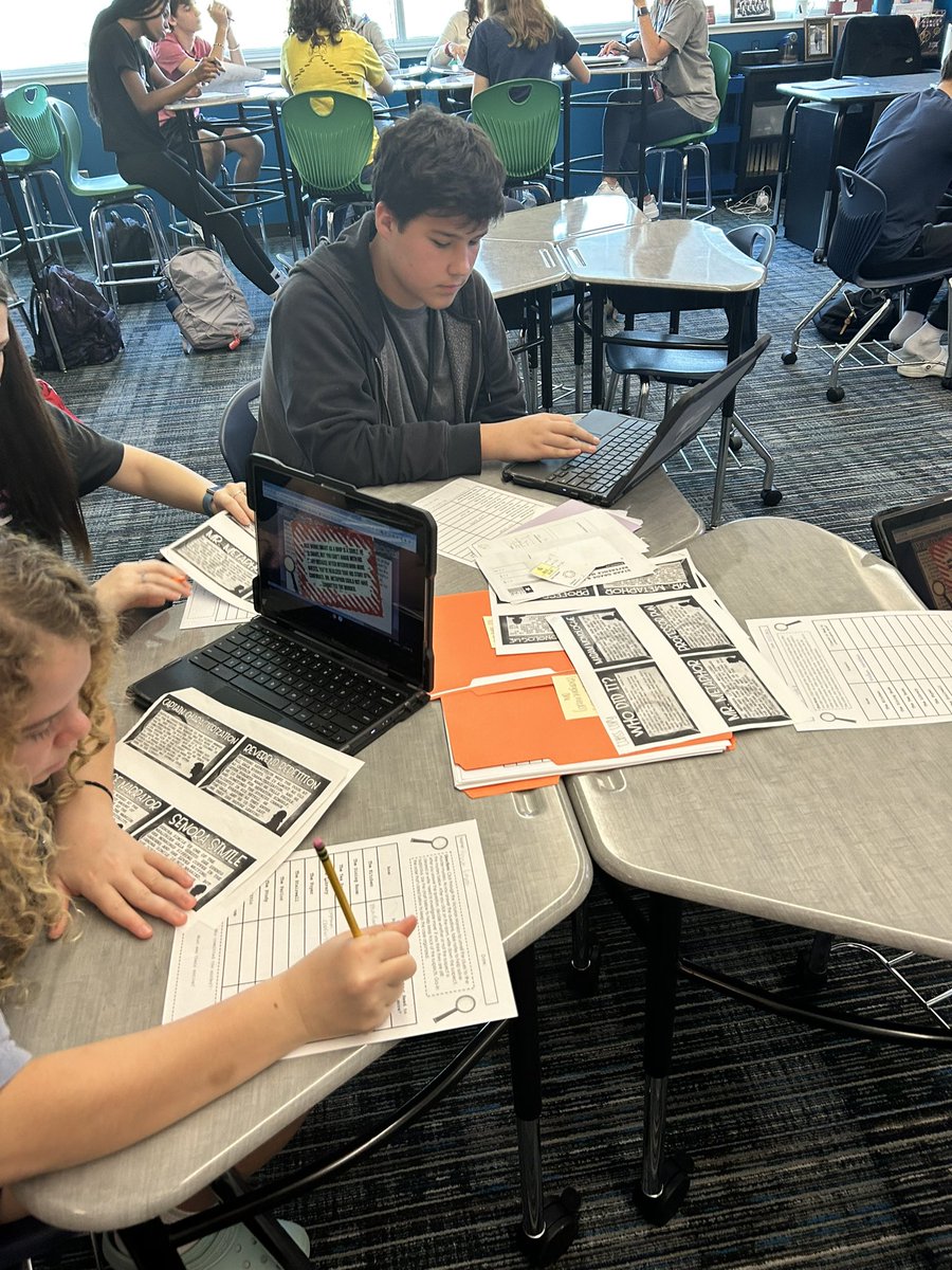 mrserinholt's tweet photo. Great small groups and student discourse happening in our @HofiusKISD 8th grade ELA classes today 🌟 @AriannaKlitsas @MrsJonesHofius https://t.co/juFYD7jVh9