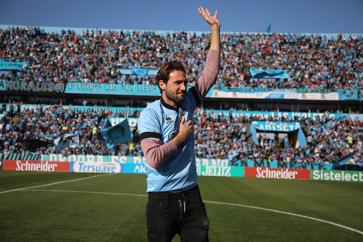 ¡Feliz cumpleaños Mudo querido!

Alberdi te espera..😉🏟️🏴‍☠️