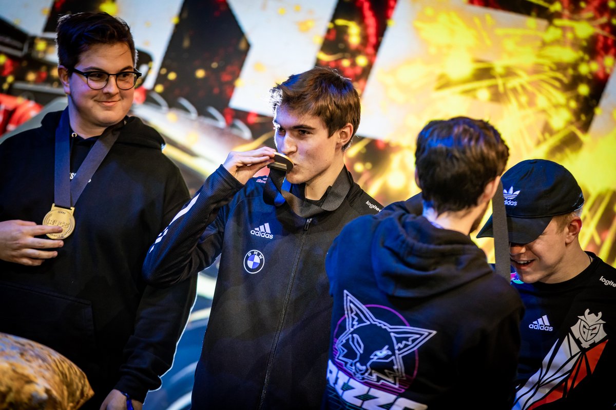 G2esports's tweet photo. CAPTAIN CANADA 🫡

Today we celebrate 6 years with @JKnaps ❤️ https://t.co/RsYstdvUR6