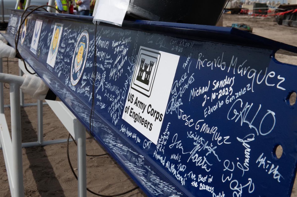 TeamTyndall's tweet photo. Steelworkers placed the ceremonial final beam to Tyndall’s future lodging facility! This historical moment in the #TyndallRebuild symbolizes a milestone in the construction process where the steel shell is complete!

@USACEHQ @AirForceCE @aircombatcmd https://t.co/bfAUc2KGK3