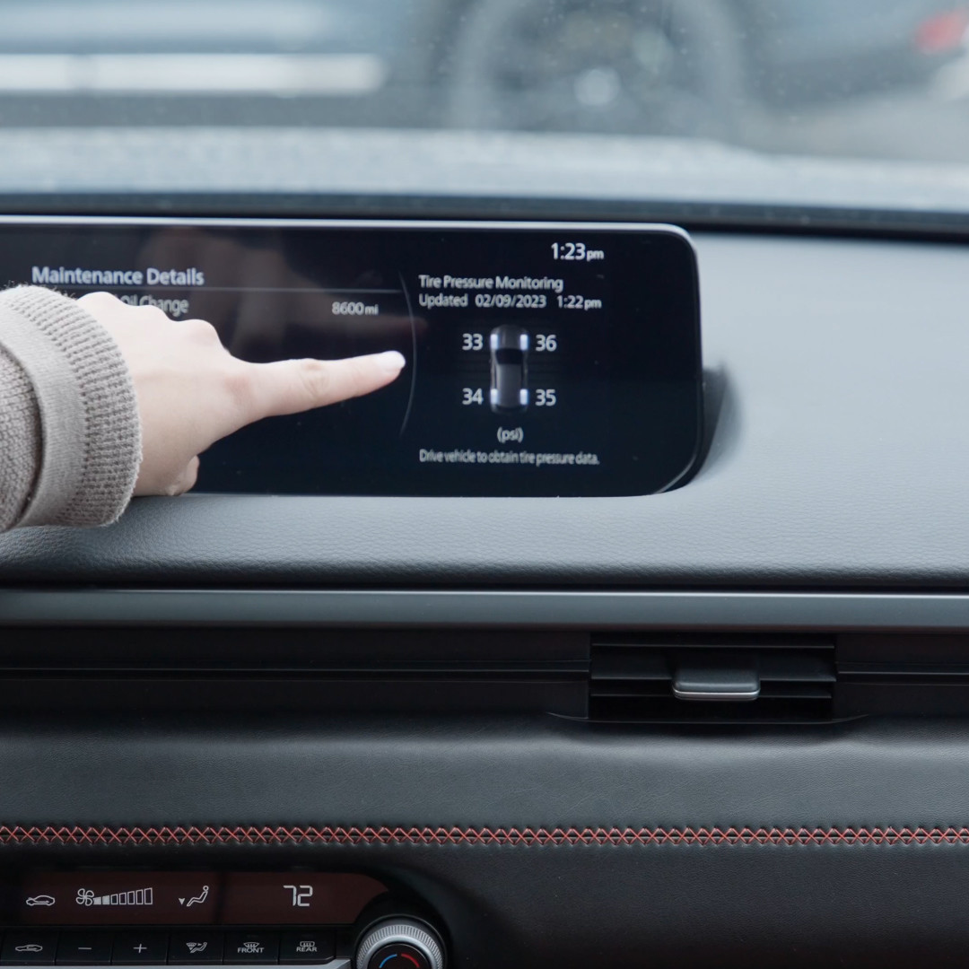 MazdaNewRochell's tweet photo. 💡 Did you know you can check things like Fuel Efficiency, Distance Until Oil Change, and Tire Pressure right in the Mazda Connect™? More info: https://t.co/6qENaZgNZn

#mazda #mazdausa #mazdaofnewrochelle #newrochelleny #mazdaconnect #carsdaily #mazdalife #didyouknow https://t.co/9GDft1fV2x