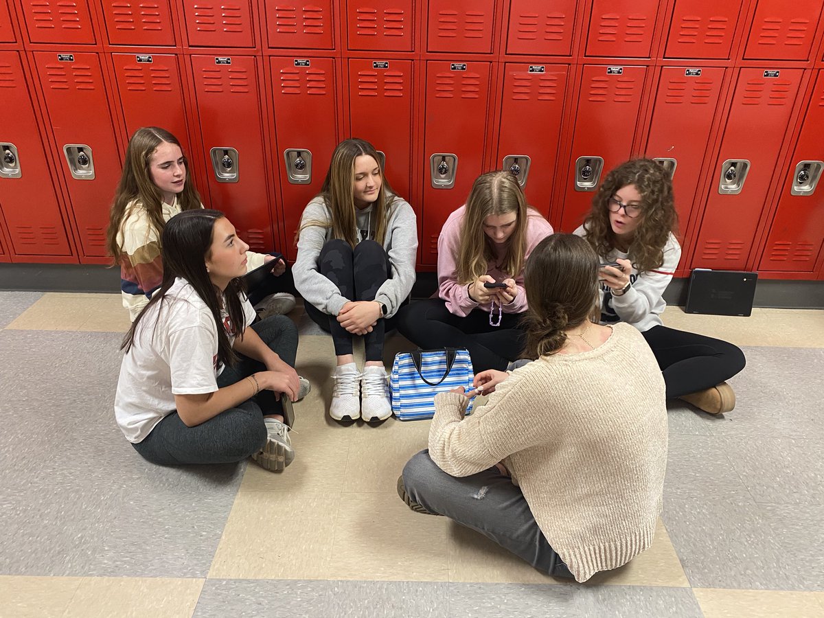 Kristin Robertson tweet media