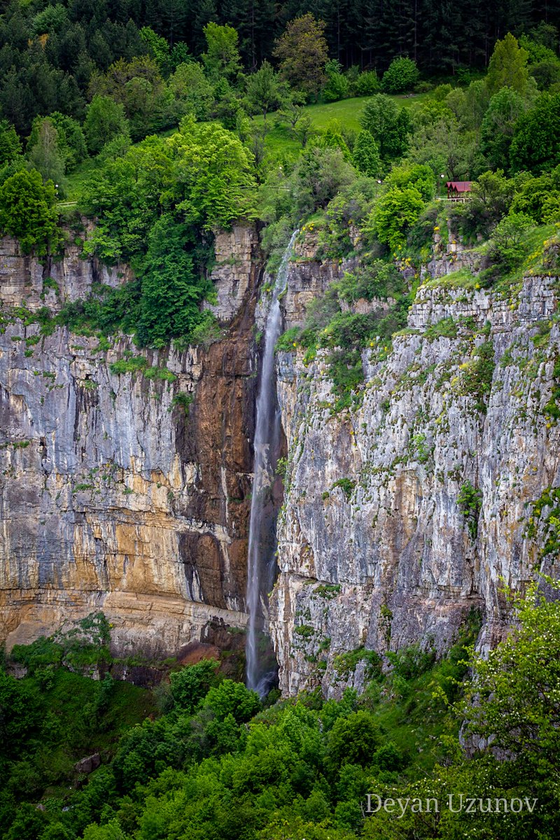 Skaklya Waterfall
#waterfall #lifeofadventure #explore #bulgaria  #awesomeearth #ourplanet #discoverearth