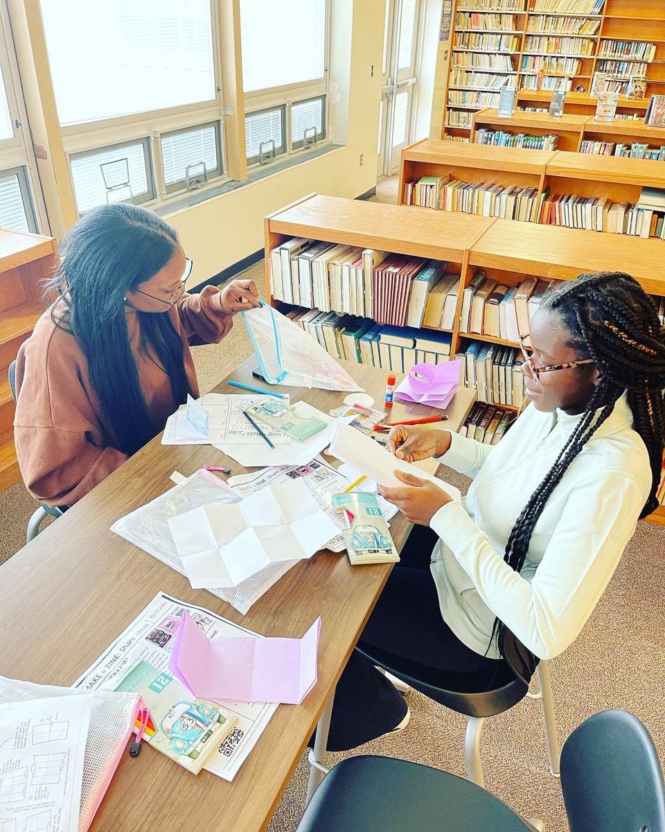 Emily Reilly tweet media