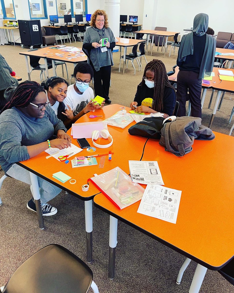 Emily Reilly tweet media