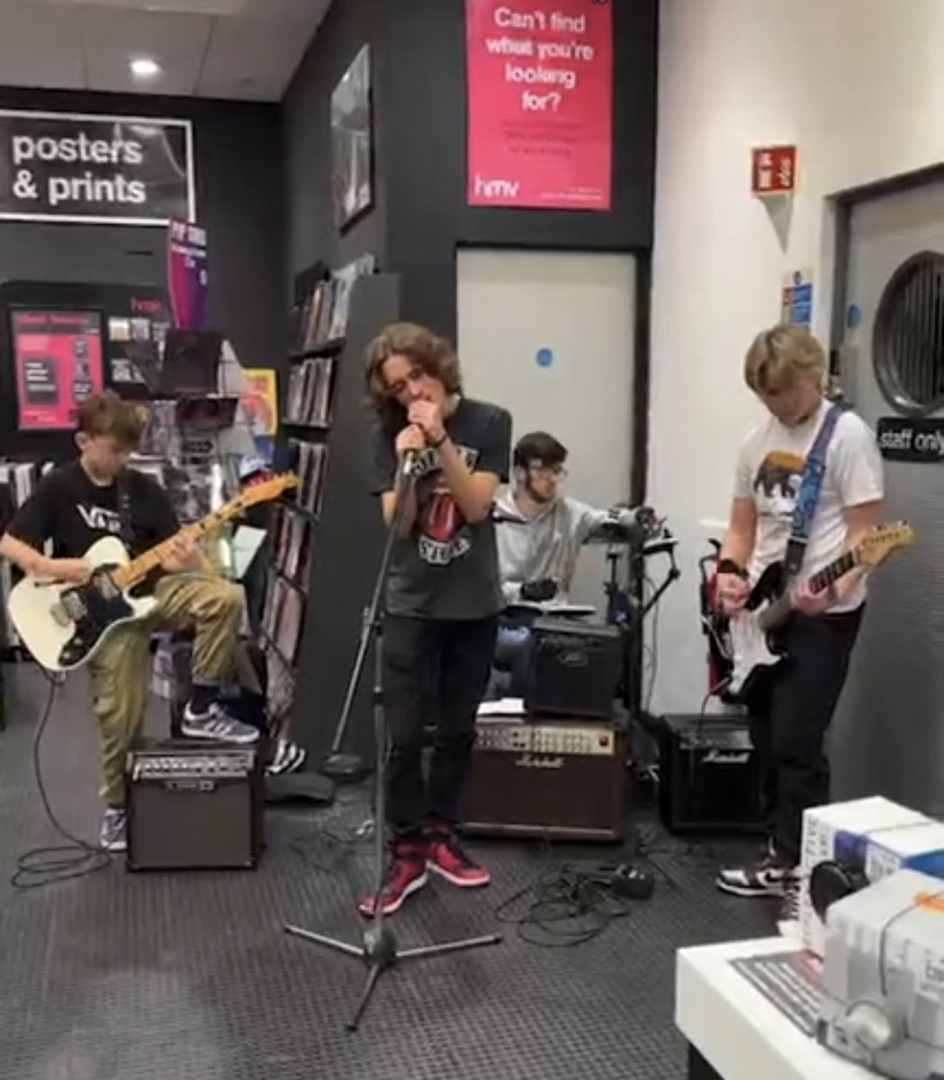 Did you catch @everbandofficial_  playing in-store last wknd? Fancy a go yourself? Then get in touch! Whatever your style, rock, pop, metal, jazz, whether you're a solo artist, band, 67 piece orchestra we welcome all! Orchestra might be a bit of a squeeze tho...