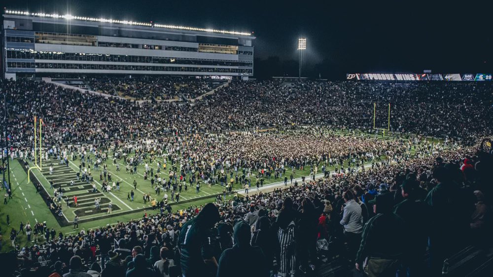 BethelRoman13's tweet photo. After a great conversation with @CoachDoege, I am honored to receive an offer from @BoilerFootball. Thanks Coach. @Coach_LaFavers @CoachKScholz @RPHS_FB. https://t.co/BYG5DiSGZs