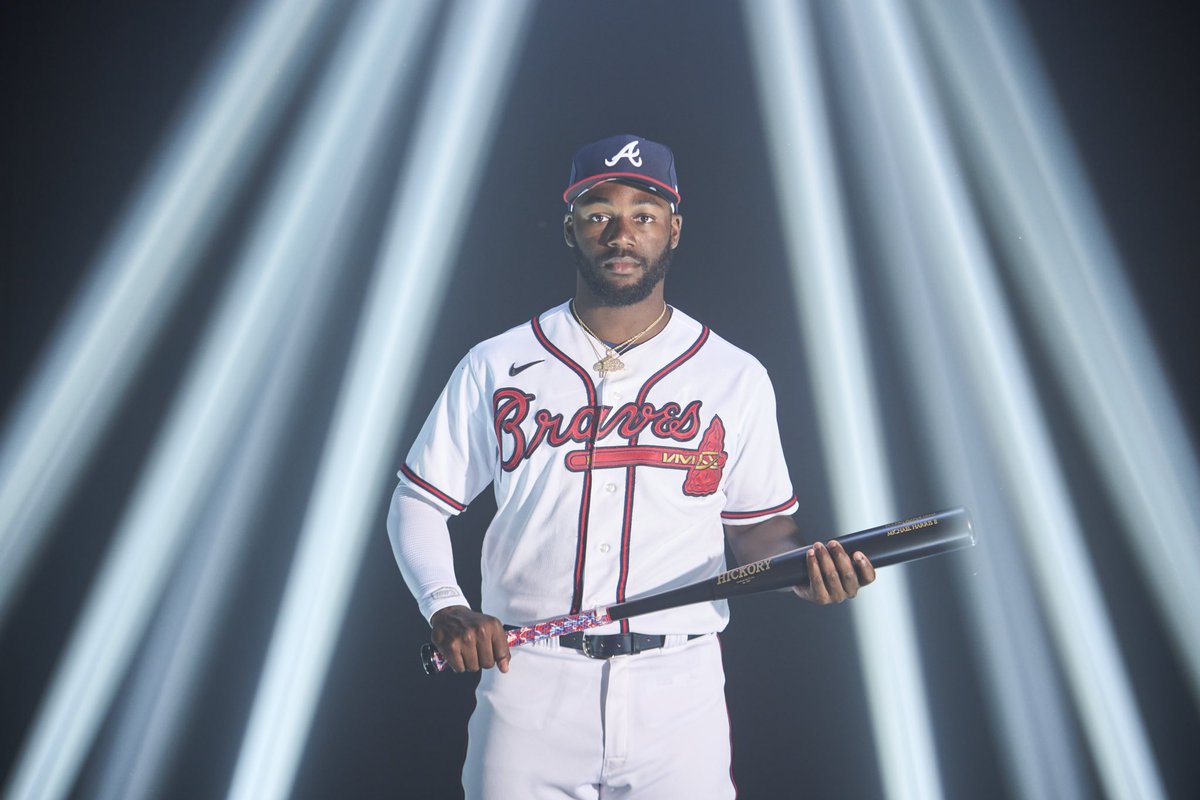 Braves's tweet photo. #BravesST photo day 📸 https://t.co/dERkAcZUG8