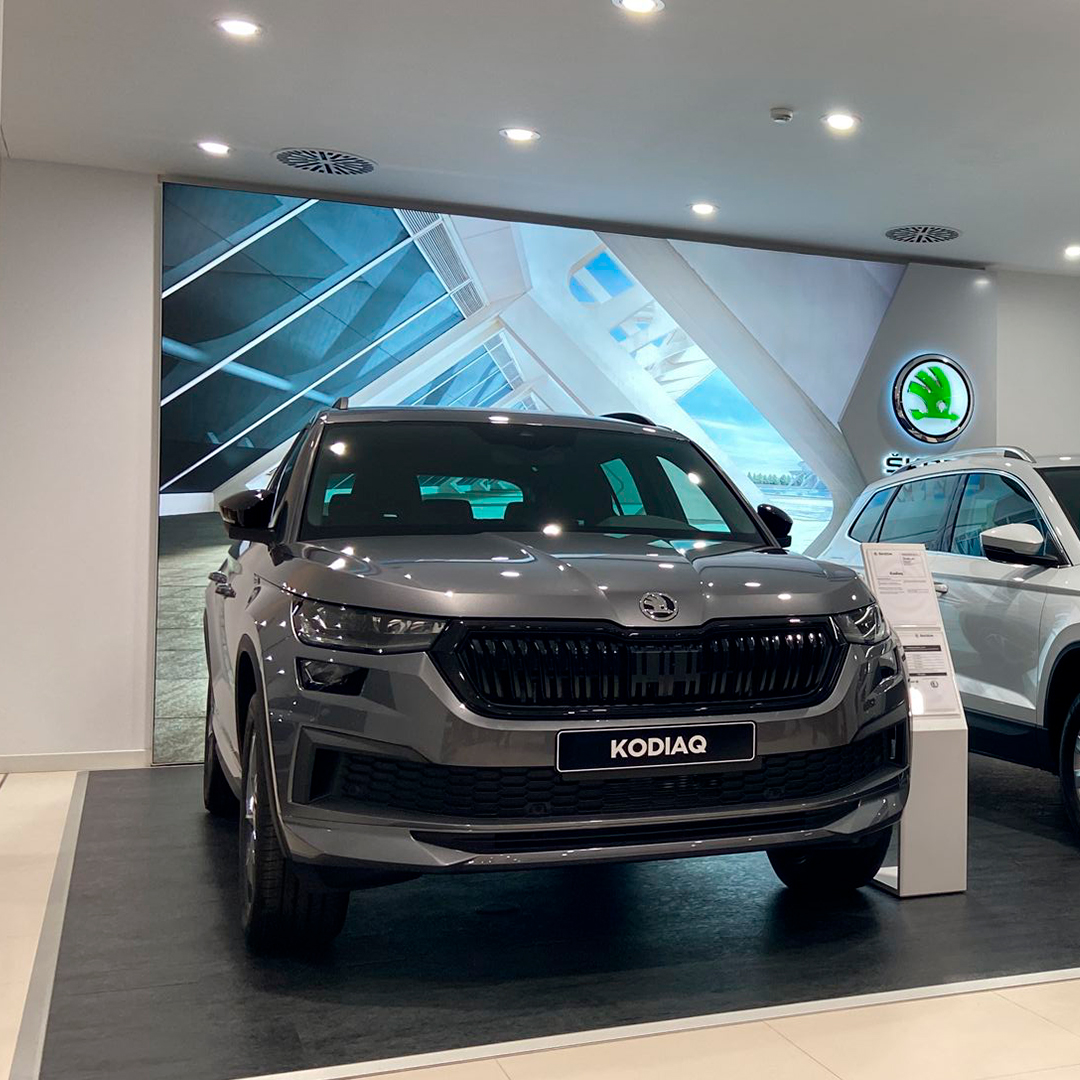 AutocenterLV's tweet photo. Déjate llevar por aquello que te apasione.😏 Por un Škoda Kodiaq, por ejemplo.🙄

#Škoda #Kodiaq #Valencia #AutoCenterLevante https://t.co/yt0p6EMLna