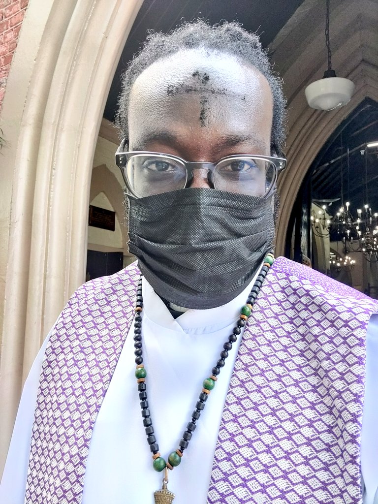 Remember you are dust, & to dust you shall return! (Gen 3:19). Naa aks Christ! #mortal #vulnerable #fragile #temporary #participantinevil #repentant #estranged #reconciled #lovedbygod #selfevaluation #communitycheck #purpleseason