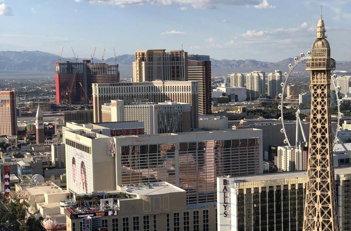 knowyourslots's tweet photo. When it comes to Las Vegas, should you focus your energy on getting strip comps, or is it better to spread your wings to locations like downtown or off-strip locations?

https://t.co/5s8lZ1zBQM https://t.co/wTDQ0z9Crq