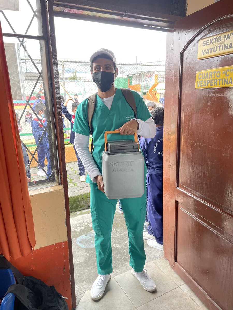 Vaccination is an intervention that enables the exercise of children's rights, especially, to enjoy the highest possible level of health, to integral development, to survival, to life.

 #UNICEF #HealthForAll #volunteering #medicaleducation