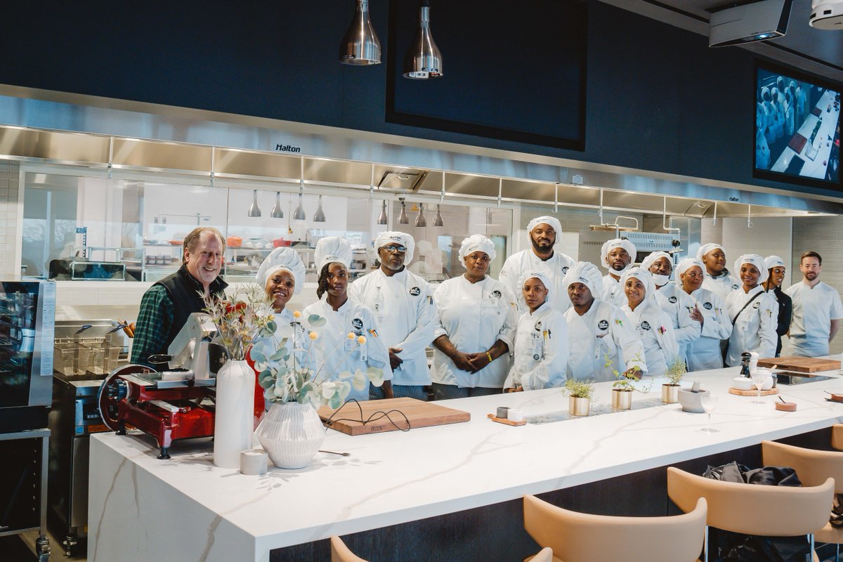 dcck's tweet photo. Our CJT students got a behind-the-scenes look at the headquarters of our class sponsor, @MarriottIntl! Thank you for the tour and thank you for supporting this group of #HungerFighters!. #CulinaryJobTraining #Marriott #DCCentralKitchen https://t.co/Tmi5hsK6q3