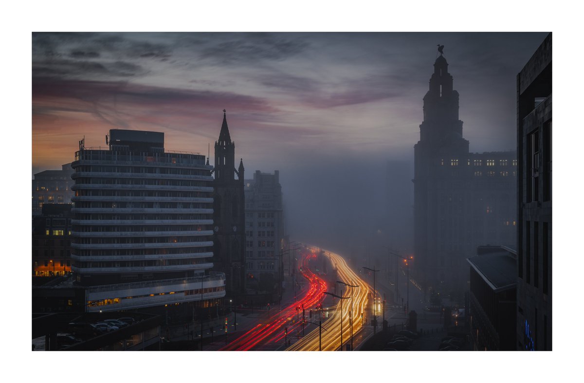 Cross Town Traffic #jimihendrix #genius #liverpoolrushhour @visitliverpool @picofthedays #picoftheday @LivEchonews @UKNikon