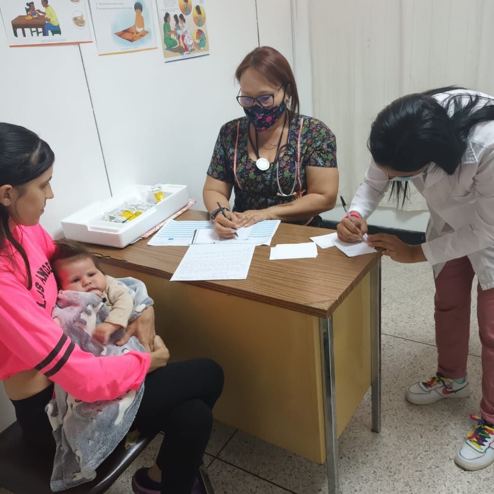 Desde los diferentes Consultorios Médicos Populares del Asic Solidaridad Social seguimos Brindando Salud, atendiendo a las Comunidades.💜
#RetornoFeliz