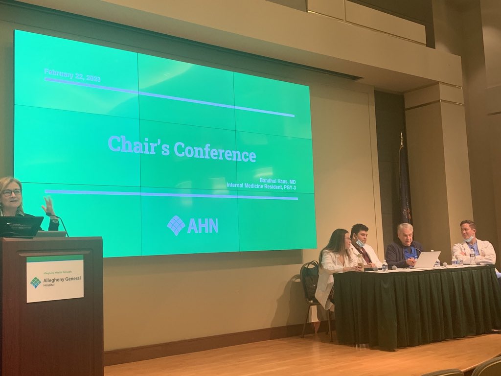 Great to be back at #ChairsConference with <a href="/SueManzi/">Sue Manzi, MD MPH</a> <a href="/BandhulH/">Bandhul Hans</a> <a href="/DrBrittV/">Brittany Vannatter, DO</a>

You know it’s going to be a tricky case when you have GI, Heme, Hospitalist Med, and Neuro at the table 🤔💭