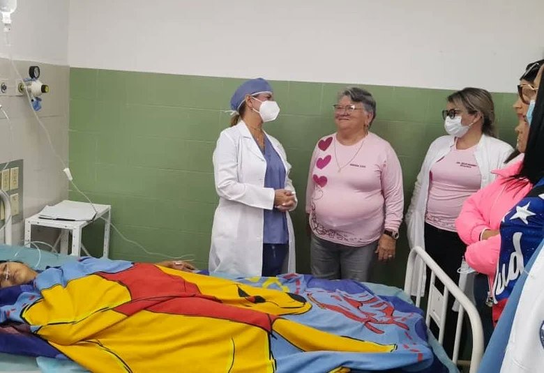 AsicSocialfla's tweet photo. Plan Quirúrgico Nacional @GobiernoAragua_ desde el CDI Tamborito del Mcpio @Alcaldiasucrea, estan realizando Esterilización Quirúrgica a 25 pctes del Mcpio @AlcaldiaFla_. Gracias a las políticas de Estado de nuestro Gobierno
#RetornoFeliz
#JuntosPorCadaLatido https://t.co/MtAKME58lt