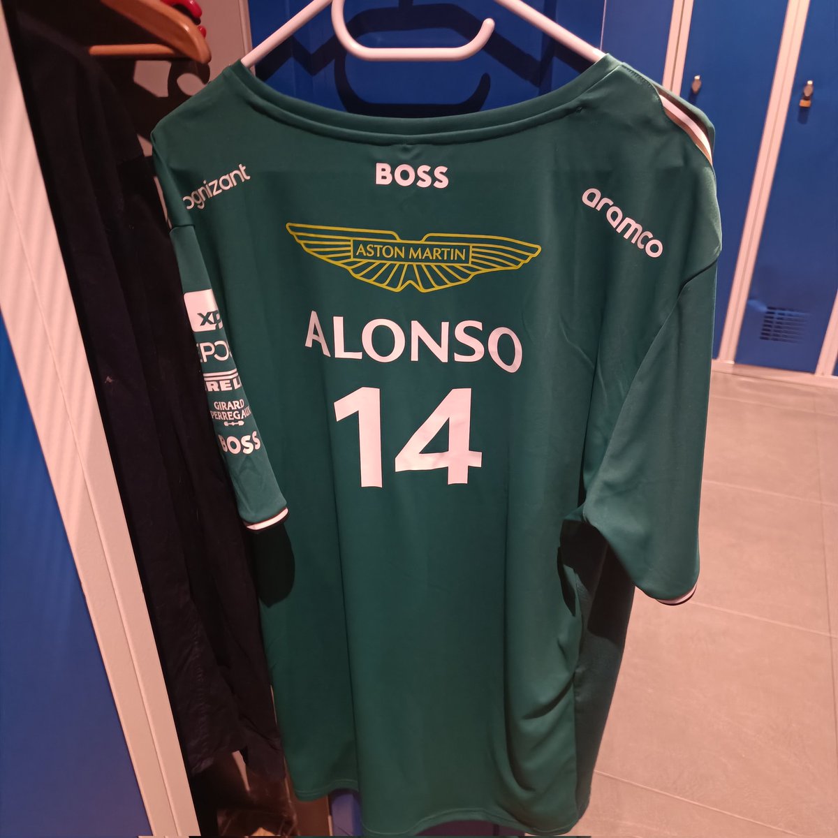 Alonso4ever83's tweet photo. Ready to support @alo_oficial https://t.co/wzMsQXMBem