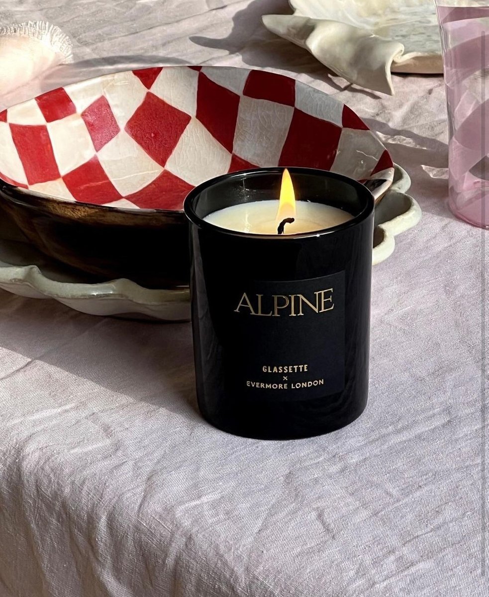 19.03.23 - make a note and treat your mother figure to APLINE. Our limited edition candle in collaboration with <a href="/glassette/">ゆま🎪</a>. A curtain of pine, eucalyptus and jasmine lifts to make way for base notes of frankincense, sandalwood &amp; moss.

There's only a handful left, so be quick...