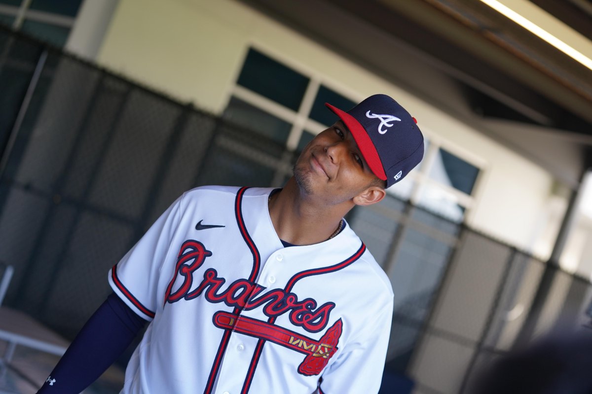 LosBravos's tweet photo. Cuando alguien te dice que no le gusta el béisbol.  🤨 https://t.co/HJYFULpZaD