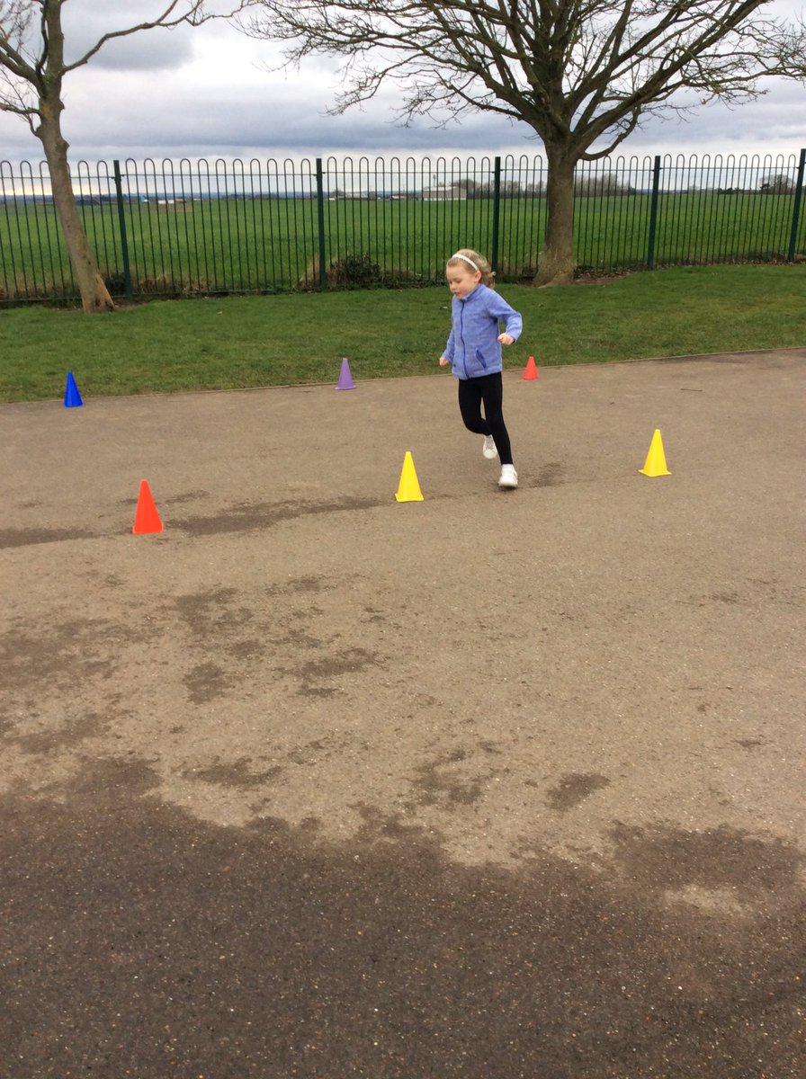 PatPriAcad's tweet photo. Year 2 have started a new PE topic ‘agility, balance , coordination. The children enjoyed a range of activities based on agility. They had lots of fun! #Patyear2 #PatPE https://t.co/LceSaeSkPa