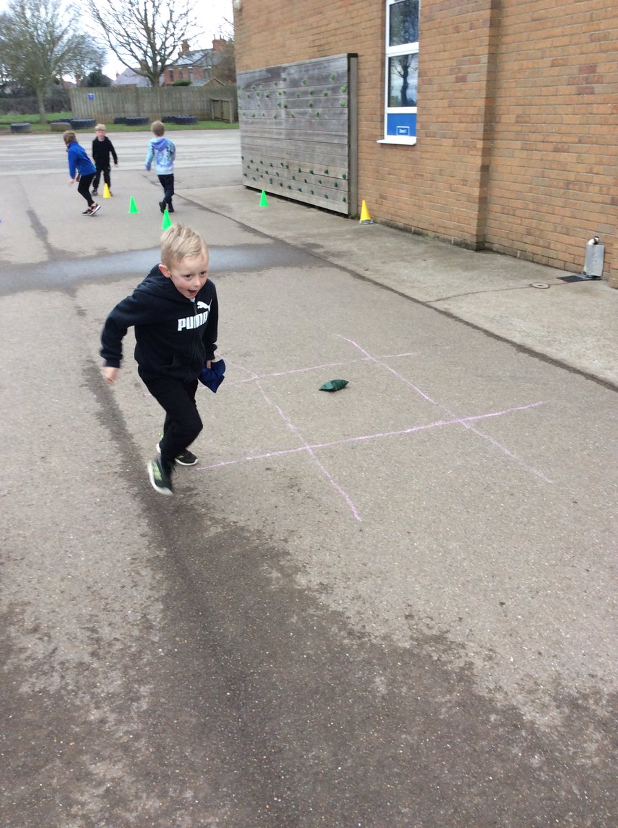 PatPriAcad's tweet photo. Year 2 have started a new PE topic ‘agility, balance , coordination. The children enjoyed a range of activities based on agility. They had lots of fun! #Patyear2 #PatPE https://t.co/LceSaeSkPa