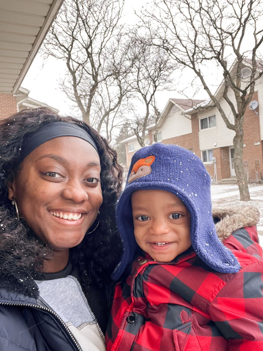 graceiheji's tweet photo. Snow day, happy day. 🧡 https://t.co/K3oVWG5S0O