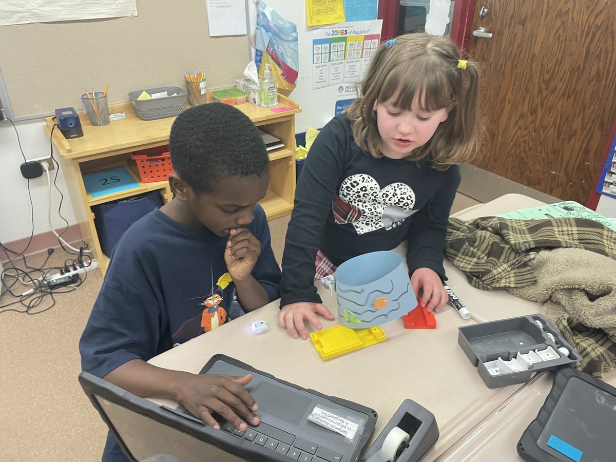 Elizabeth (@lizkaleta) on Twitter photo Second graders <a href="/mustangpride204/">McCarty Elementary</a> simulated turtlesā habitat by coding <a href="/SAMLabs/">SAM Labs</a> motor to move ocean currents when the light sensor detects enough āsunlightā sparking eagerness, curiosity, joy and excitement while learning. #STEAM204 #ipsd204 <a href="/jeff_smykal/">Jeff Smykal</a> <a href="/lauranylen/">Laura Nylen</a> Second graders <a href="/mustangpride204/">McCarty Elementary</a> simulated turtlesā habitat by coding <a href="/SAMLabs/">SAM Labs</a> motor to move ocean currents when the light sensor detects enough āsunlightā sparking eagerness, curiosity, joy and excitement while learning. #STEAM204 #ipsd204 <a href="/jeff_smykal/">Jeff Smykal</a> <a href="/lauranylen/">Laura Nylen</a>