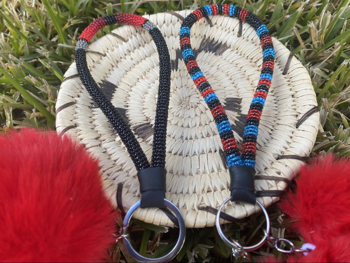 lopezbeading's tweet photo. Available at 10AM PST✨ 
https://t.co/Xp5woPUfL0 https://t.co/cuCW1rIQ8u