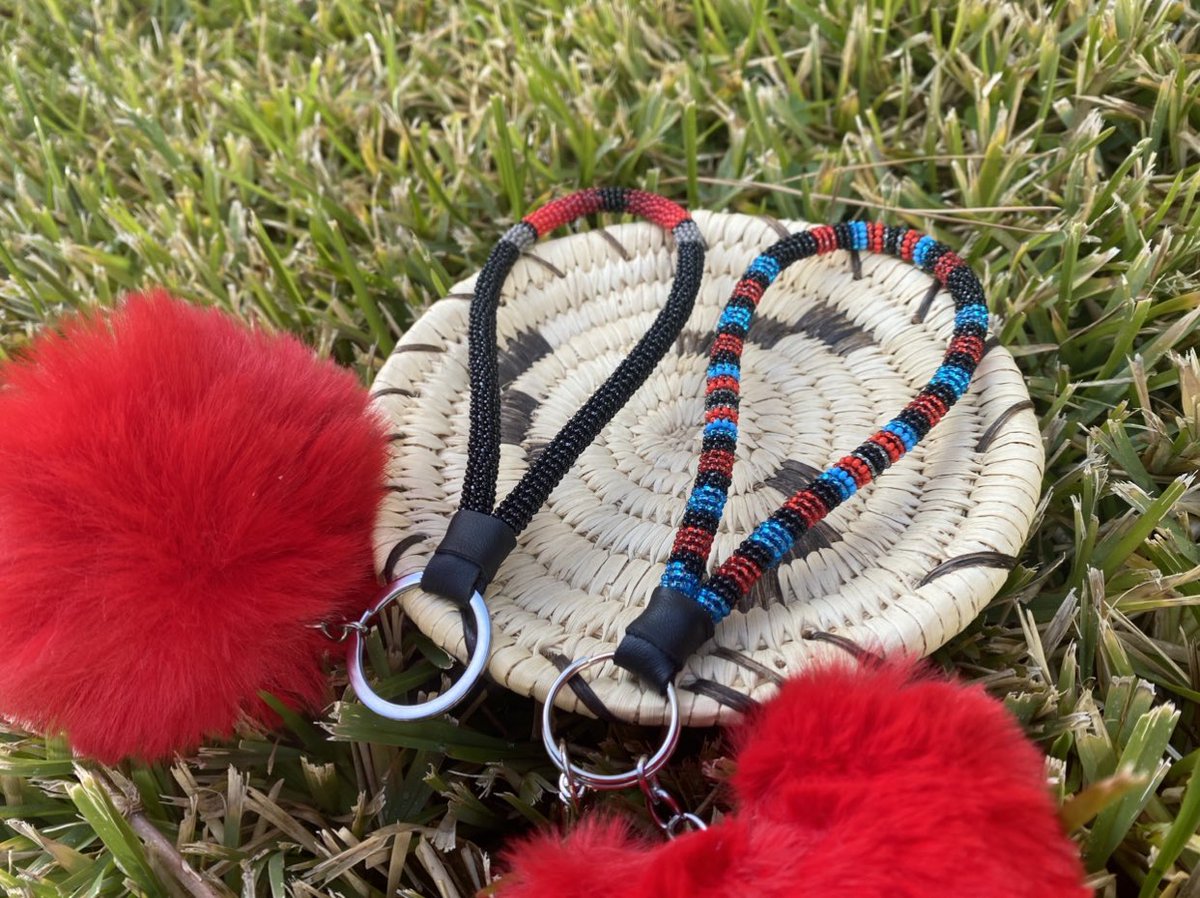 lopezbeading's tweet photo. Available at 10AM PST✨ 
https://t.co/Xp5woPUfL0 https://t.co/cuCW1rIQ8u