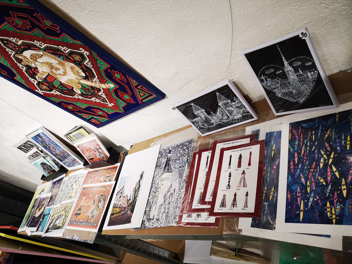 JelenaSuperNova's tweet image. If you happen to be in #tallinn coming weekend,make sure you pop in #dorikunst gallery in the narrowest street of Tallinn, right between 2 #viewingpoint platforms - Toom-Rüütli 12. My original artworks, #posters and #postcards are available for purchase.