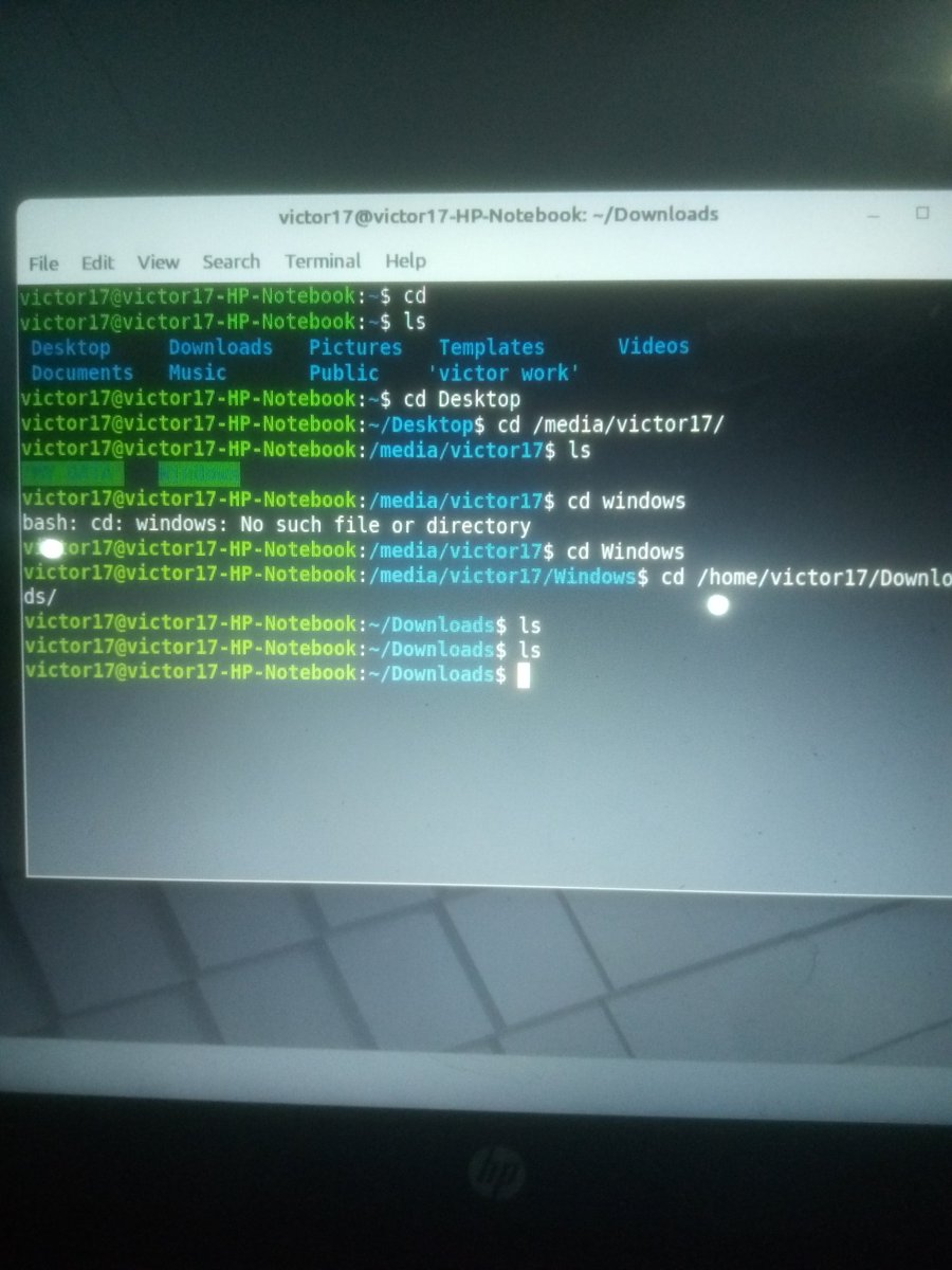 ssekavictor11's tweet image. Any one knowing to solve the problem @GavinSBaker @Prathkum #Linuxcommand