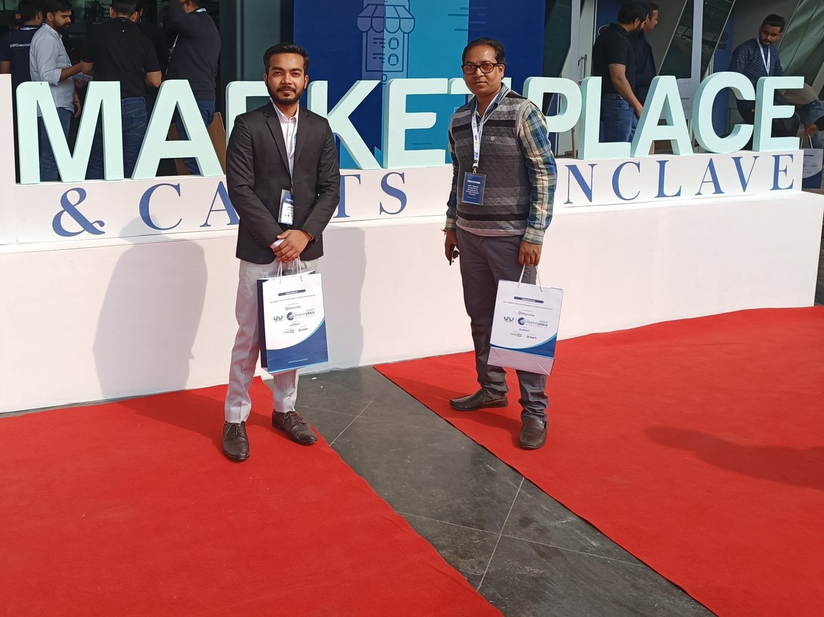 heynikhilsharma's tweet image. *GOT THE OPPORTUNITY TO  LEARN AND BUILD CONNECTION WITH RENOWNED ENTREPRENEURS*

Recently my senior and I have been at one of India&apos;s biggest eCommerce marketplace focussed Conclave by Unicommerce  

#MPCConclave2023 #Seminar #Entrepreneur #unicommerce #ecommerce #marketplac