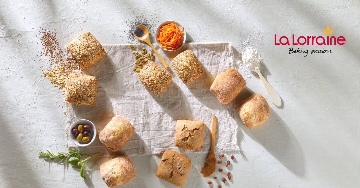 llbg_uk's tweet image. Rustic cubes are bringing a new dimension to our bread range.
Thin and crispy crust and a rich crumb makes these newcomers a crowd pleaser. 

Available in 3 flavours
🥖 White
🥖 Vital
🥖 Olives &amp;amp; Herb

#RusticBread #Bakery