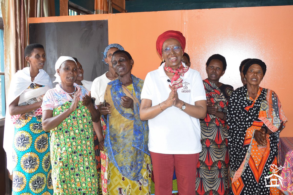 Maison Shalom International tweet media