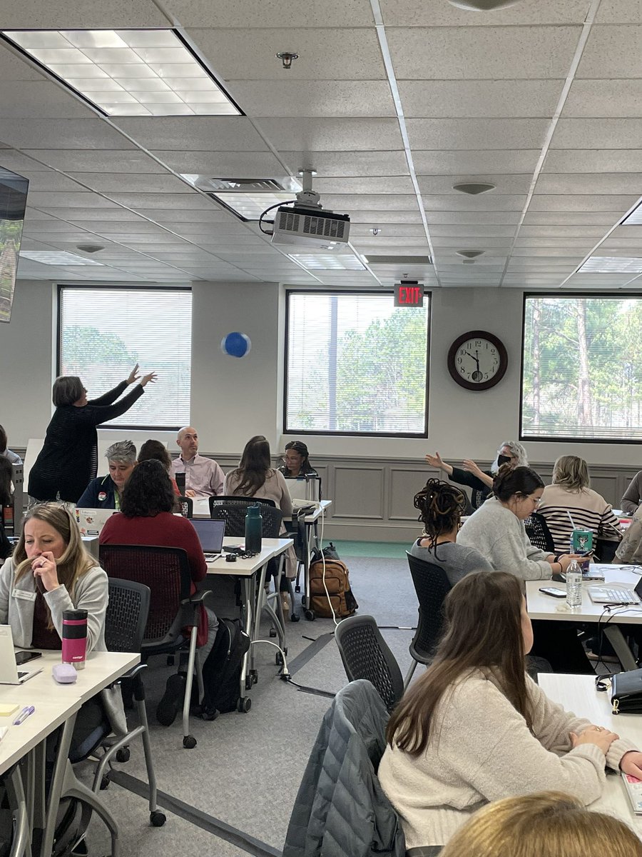 GCPSITICoach's tweet photo. Using Qball @goPEEQ to help ITI Coaches throw their voice during design thinking with @maryelenderwest! #designthinking #iticoach #gcpsiticoaches https://t.co/x8StwBU9wu