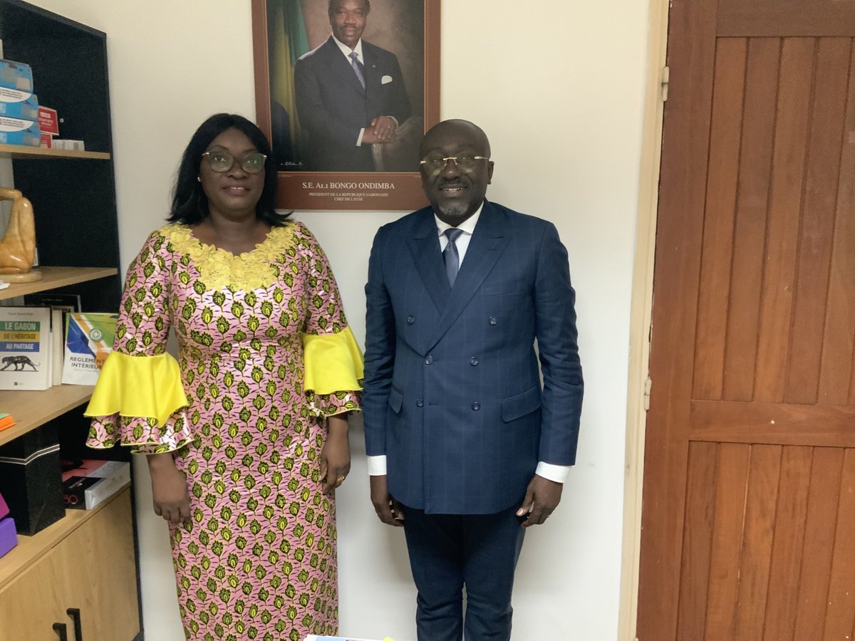 LBalonzi's tweet photo. J’ai été reçu par la camarade SN4, Denise Landria NDEMBI.L’occasion m’a été donnée de lui réitérer mes vives félicitations suite à sa nomination lors du dernier congrès ordinaire du #PDG par le DCP ⁦@PresidentABO⁩ et de recueillir ses conseils sur mon plan d’actions. https://t.co/F54CngoUzY